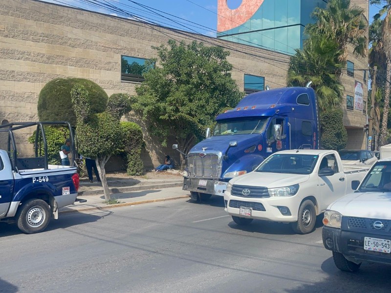 Choque por alcance en la Adolfo Lopez Mateos
