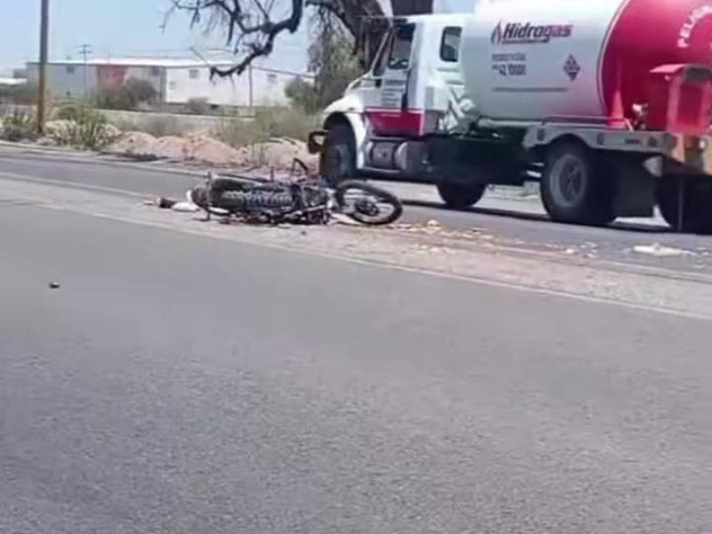 Choques entre motociclistas no cesan: repartidor resulta gravemente herido en Navojoa