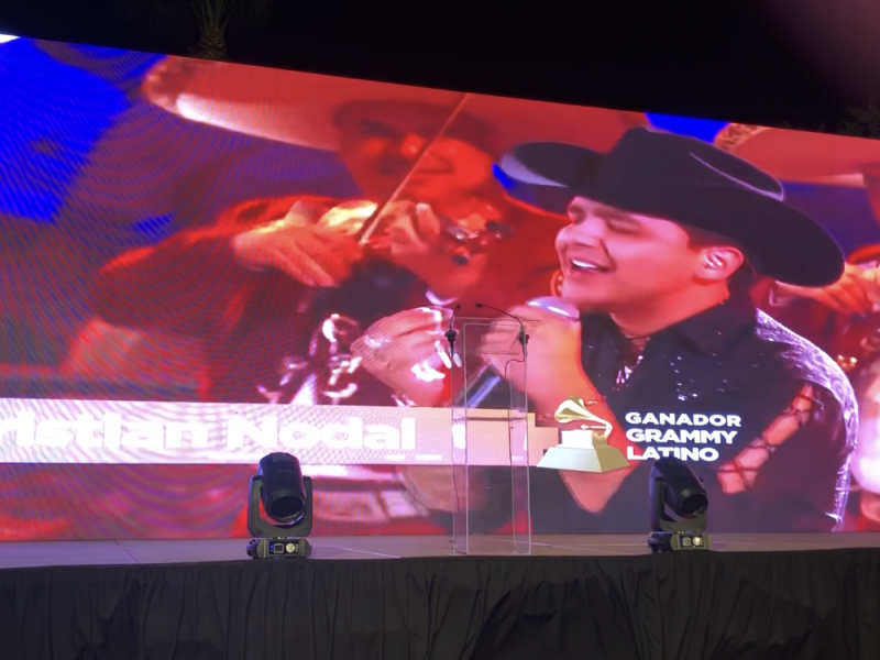 Christian Nodal como artista estelar en Fiestas del Pitic