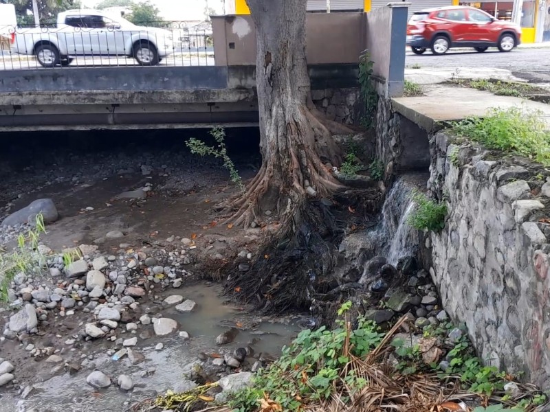 Ciapacov contamina el Río Colima con derrame de aguas negras