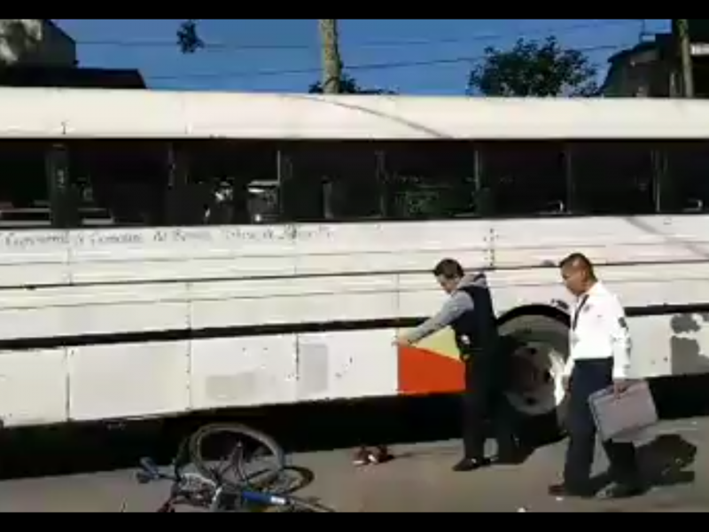 Ciclista atropellado en Ávila Camacho