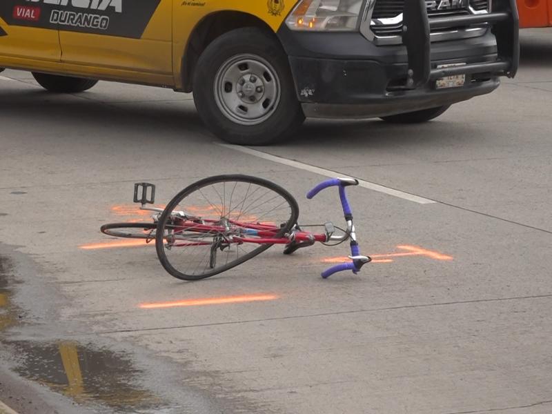Ciclista de 19 años fallece atropellado en bulevar Francisco Villa.