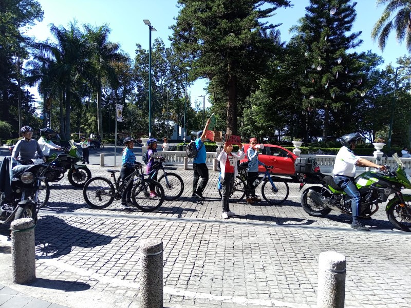 Ciclistas marchan en Xalapa para exigir mejor movilidad y seguridad vial
