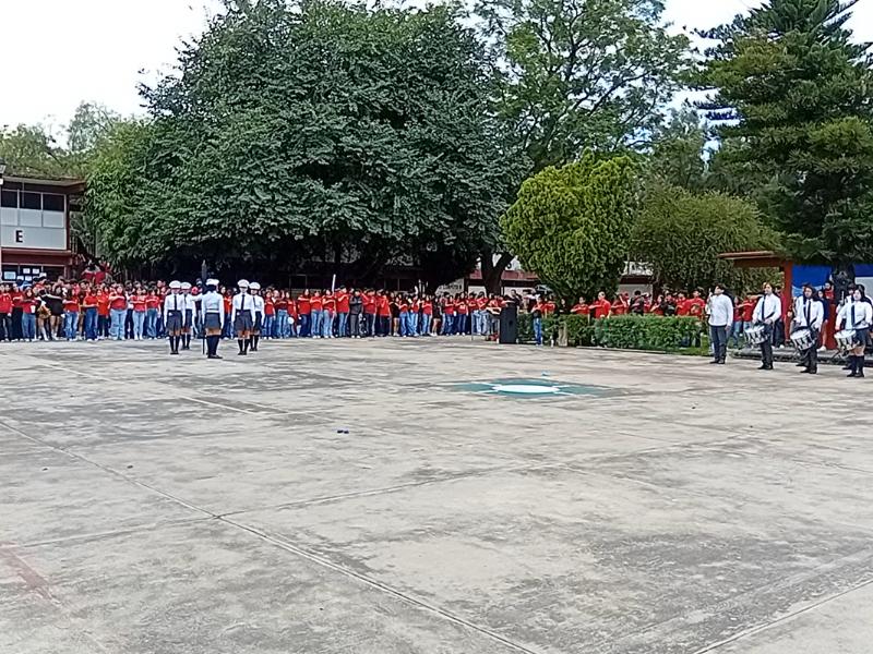 Ciencia, cultura y deporte en aniversario del CBTIS 52