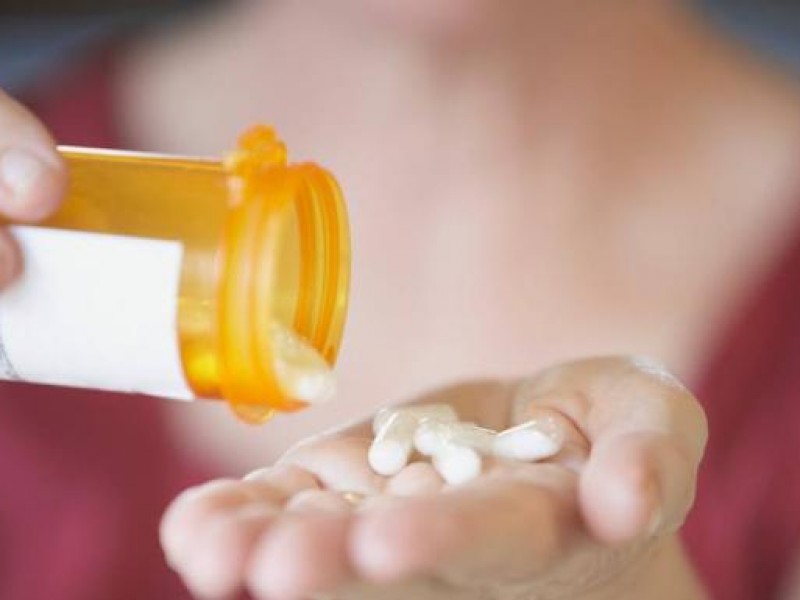 Científicos aseguran que Azitromicina es letal al combinarse con medicamentos