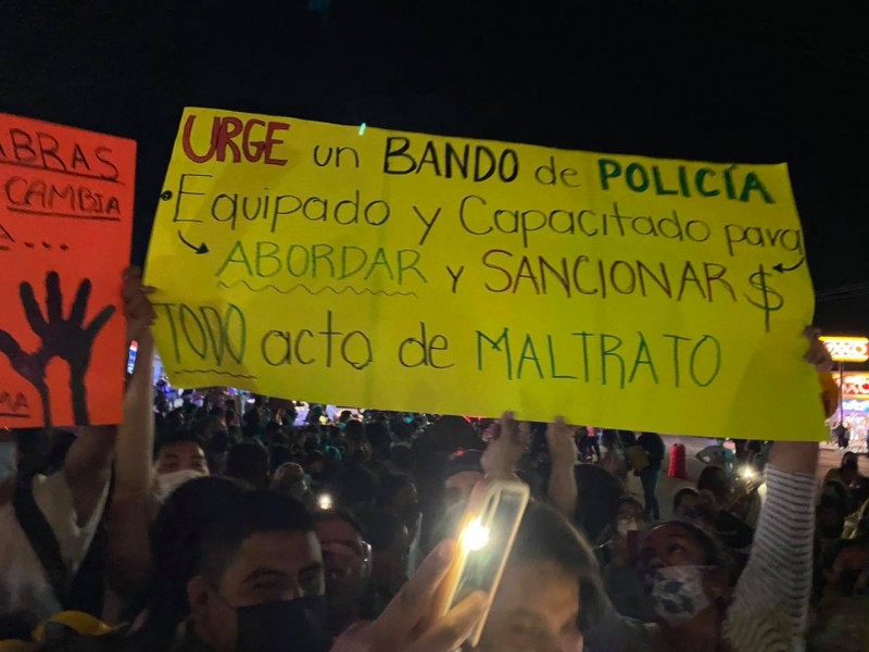 Cientos de sudcalifornianos se manifestaron en contra del maltrato animal