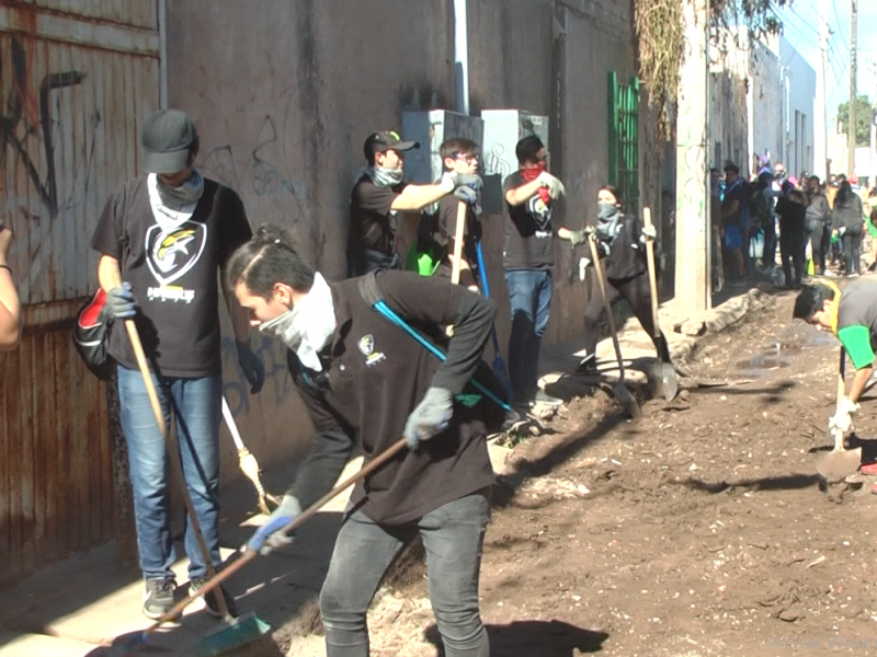 Cientos se unen para rescatar Callejones