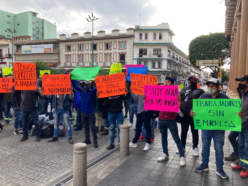 Cierra alcoholera de Orizaba, trabajadores se quedan sin empleo