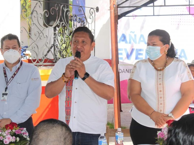 Cierra caravana de la salud en Chiapilla