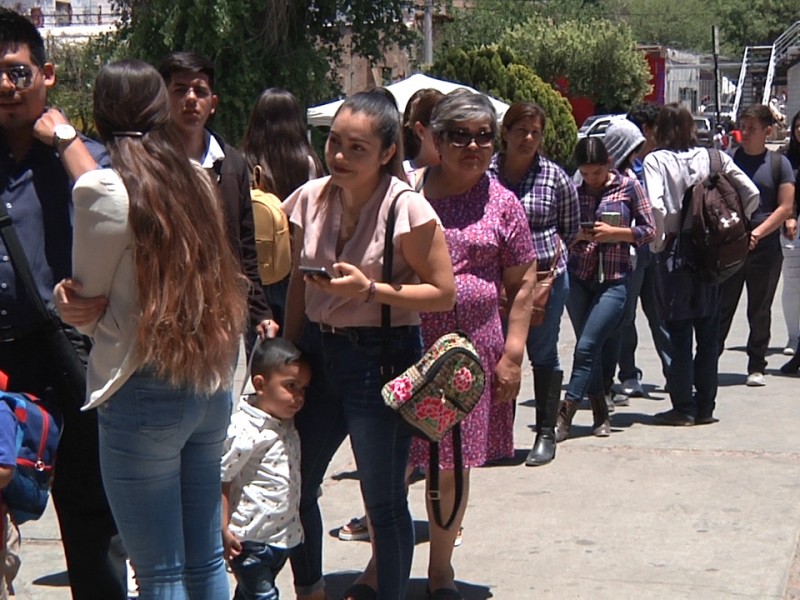 Cierra convocatoria de becas municipales con 3000 solicitudes