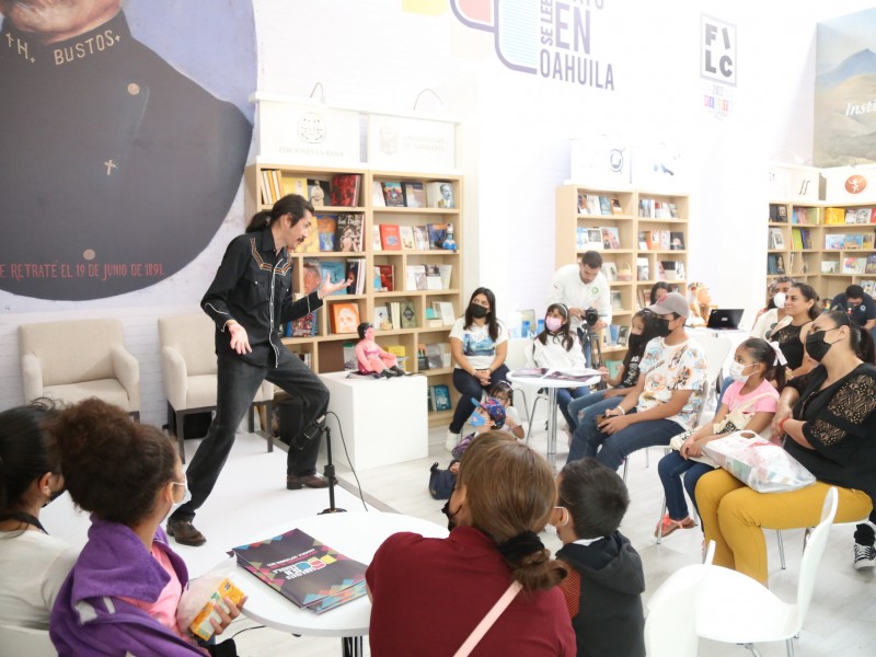 Cierra Guanajuato notable participación en Feria del Libro de Coahuila