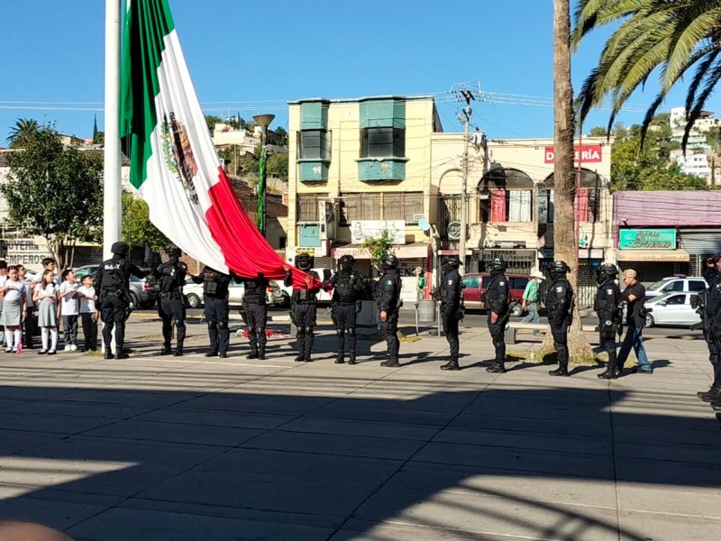 Cierran actividades del mes patrio