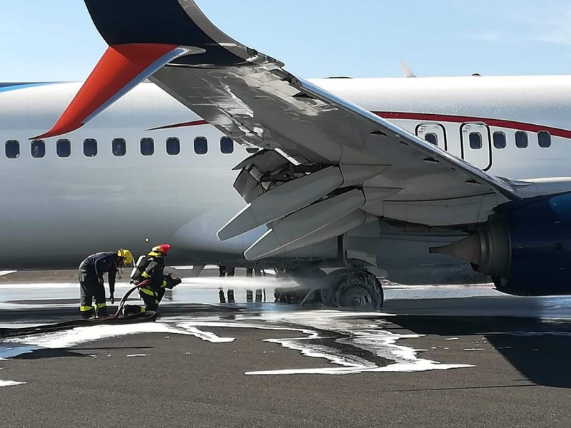 Cierran aeropuerto de Guadalajara por incidente en avión