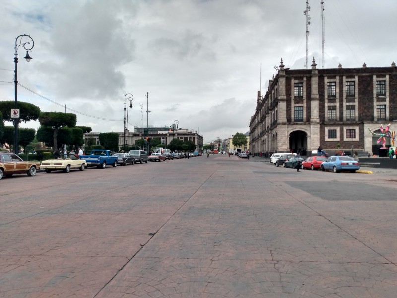 Cierran avenida por rodaje de serie en Toluca.