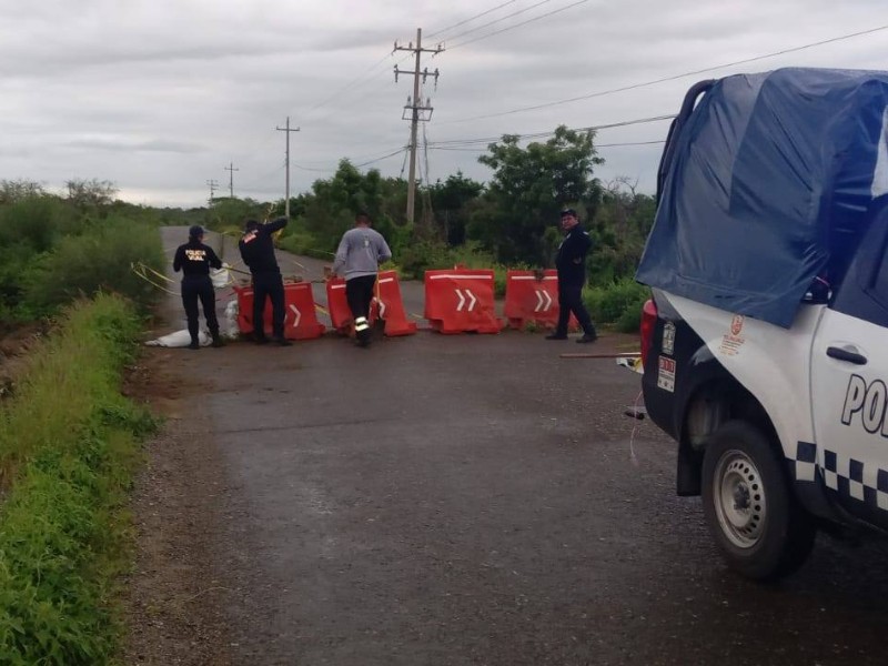Cierran carretera Salina Cruz–Huilotepec; municipios coordinan respuesta conjunta