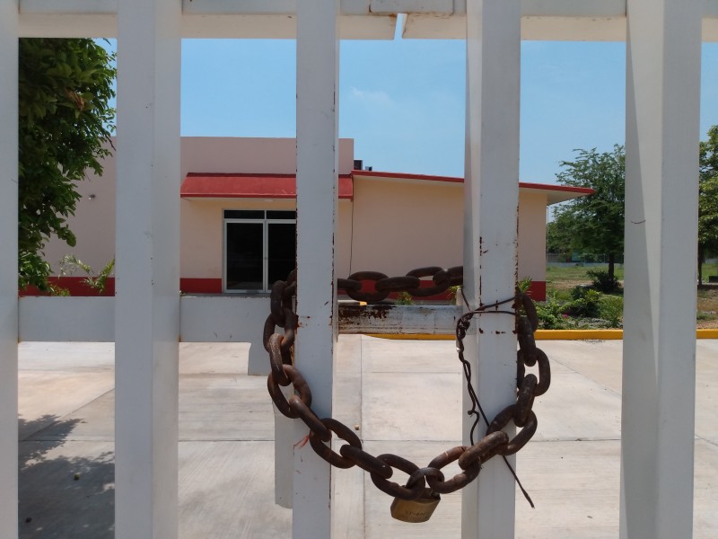 Cierran Centro de Salud en la Colonia Juárez