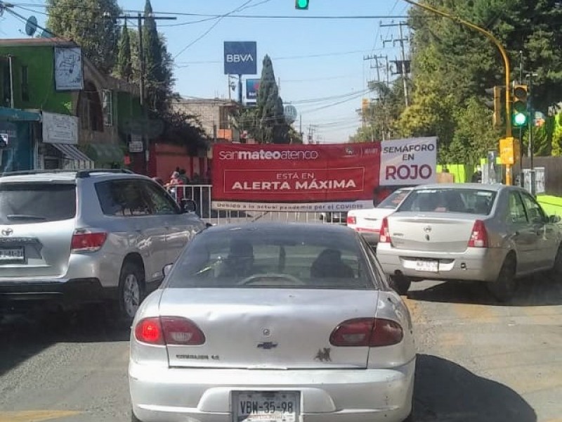 Cierran centro de San Mateo Atenco por casos de Covid-19