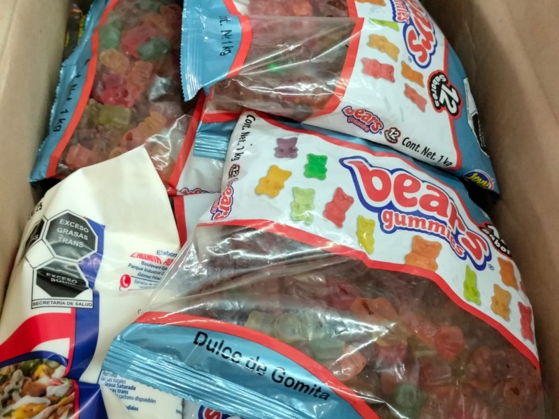 Cierran dulcerías en La Laguna por vender productos caducados