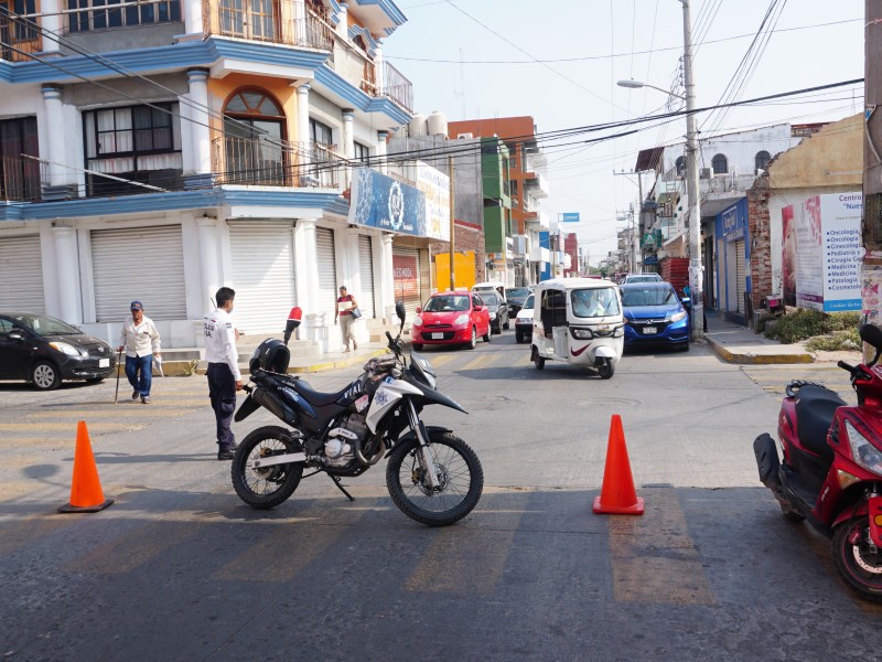 Cierran el primer cuadro de Juchitán como medida preventiva