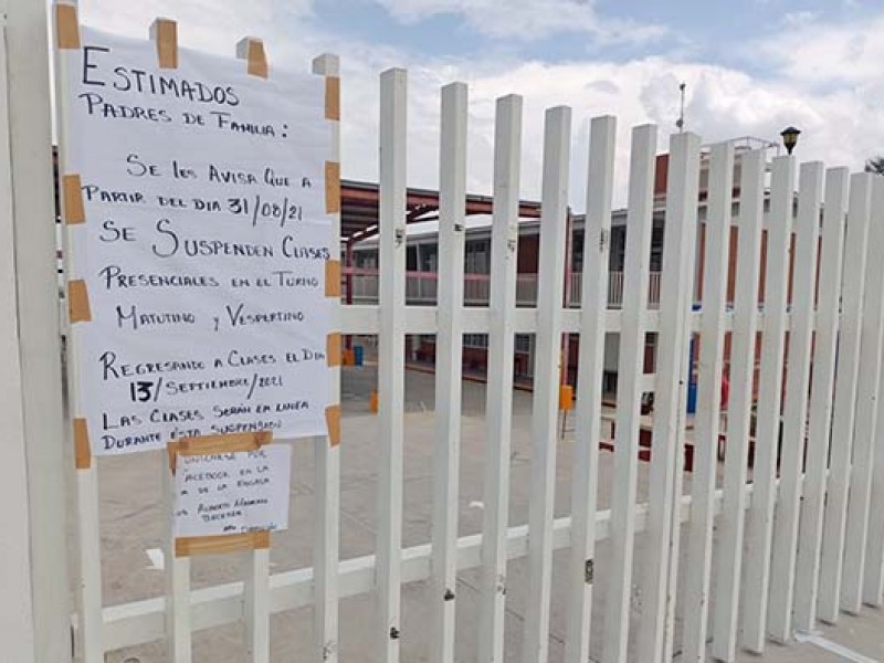 Cierran escuela en Coahuila por contagio de Covid-19