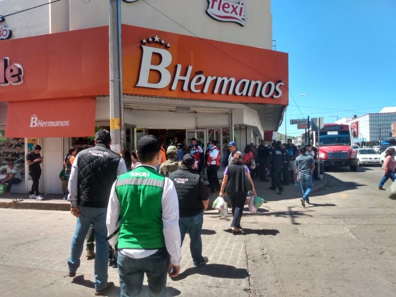 Cierran establecimientos no esenciales en Guaymas