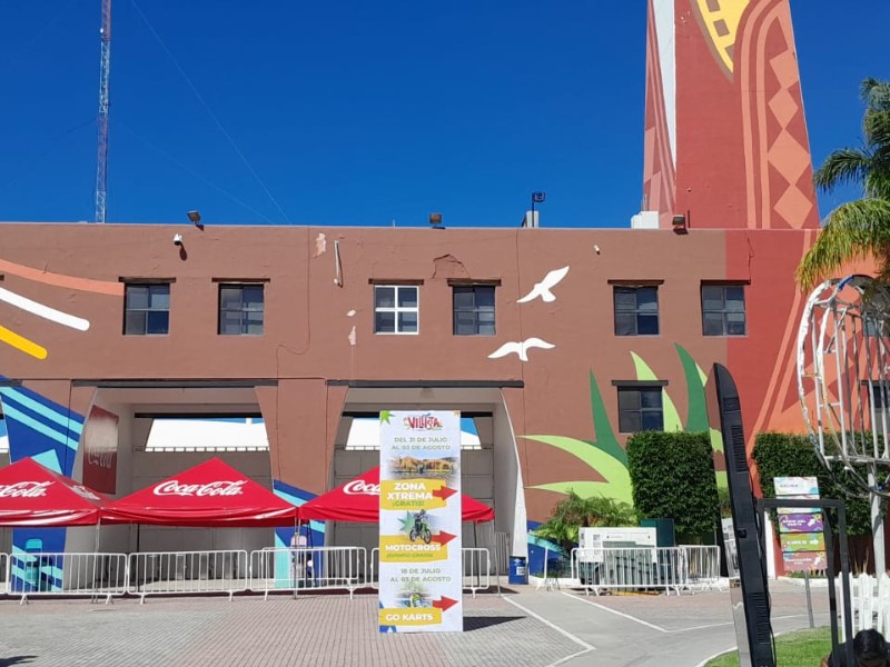 Cierran estacionamiento 2 de la Feria Villista por concierto de Grupo Firme