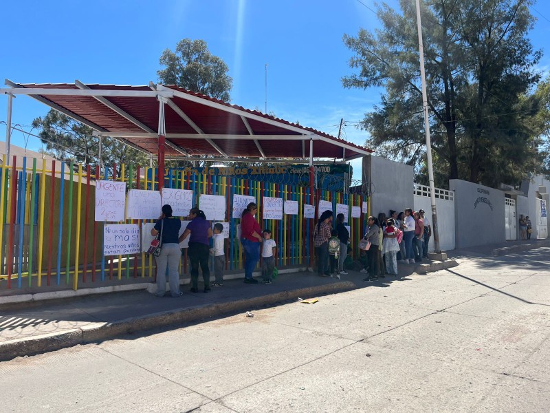 Cierran jardín de niños Xitlalic por abandono institucional