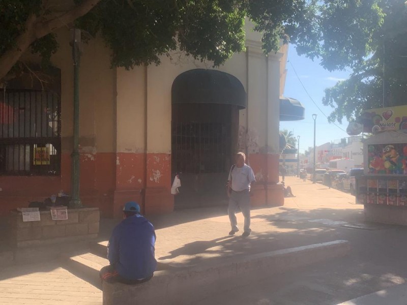 Cierran locatarios Mercado Municipal ante pandemia de Covid 19