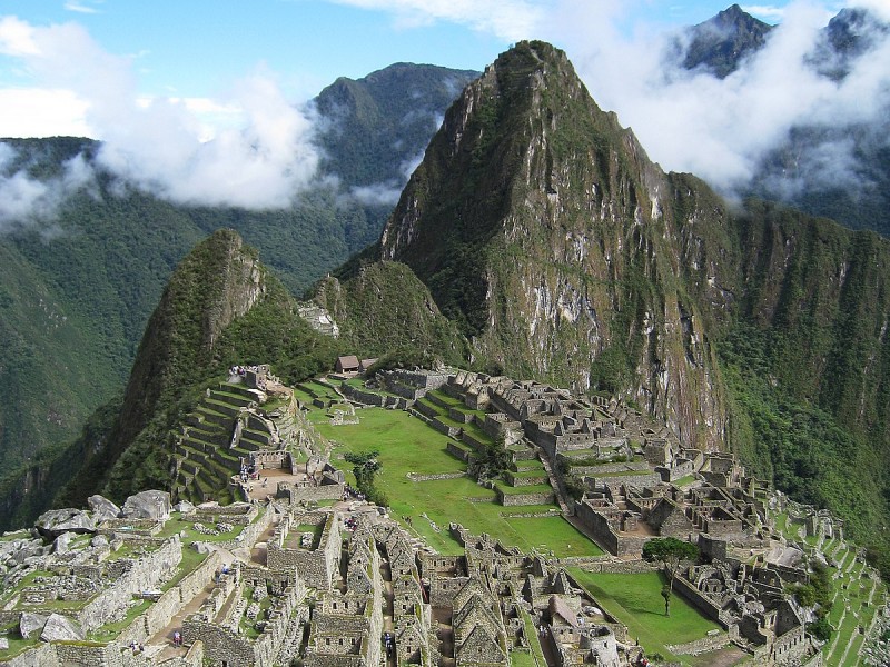 Cierran Machu Picchu por protestas antigubernamentales