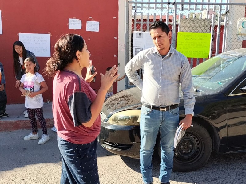 Cierran madres de familia escuela Francisco I. Madero