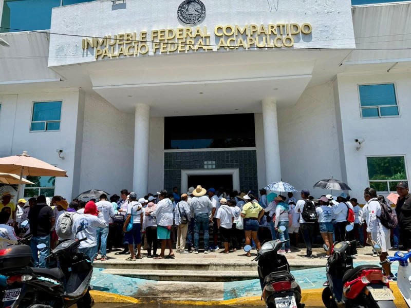 Cierran Palacio Federal en Acapulco y paran obras