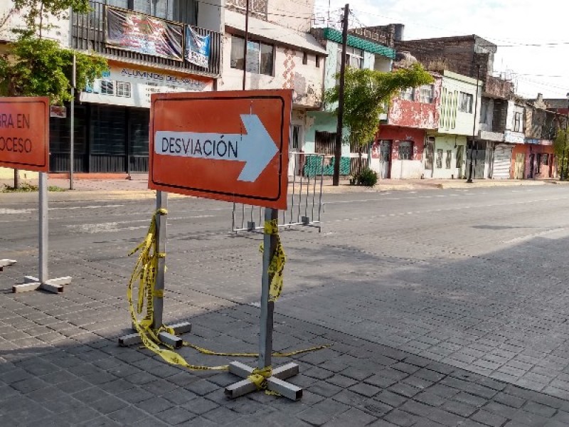 Cierran parcialmente avenida Victoria