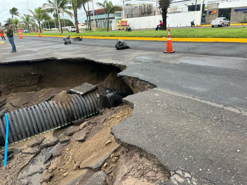 Cierran parcialmente la carretera Antón Lizardo-Boca del Río para evitar accidentes