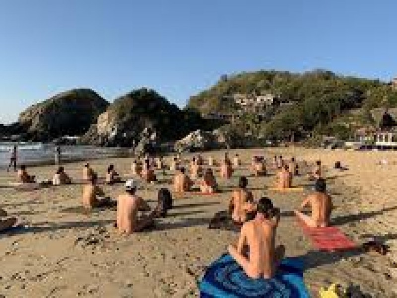 Cierran playa nudista en Zipolite en Oaxaca