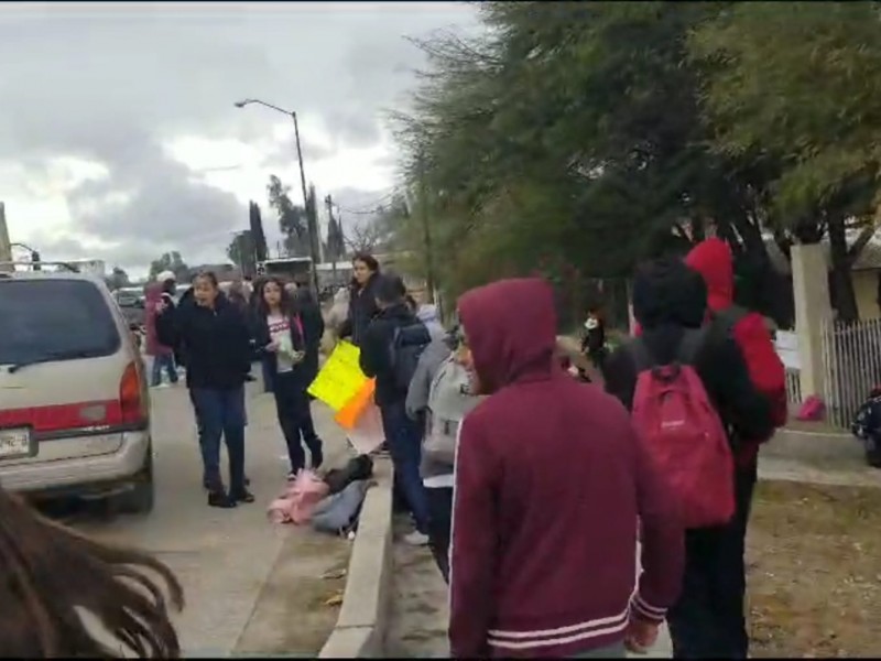 Cierran telesecundaria del Cibuta