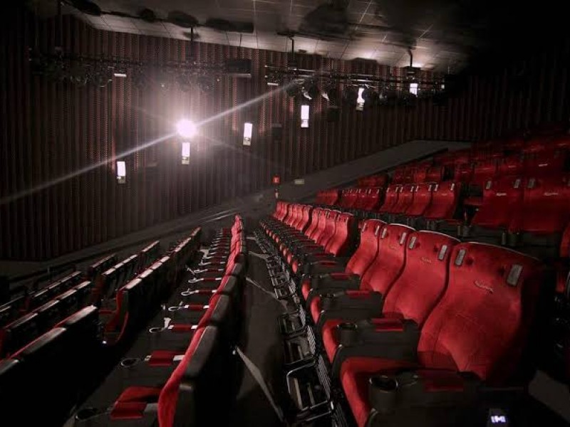 Cierran temporalmente cines en el país por coronavirus