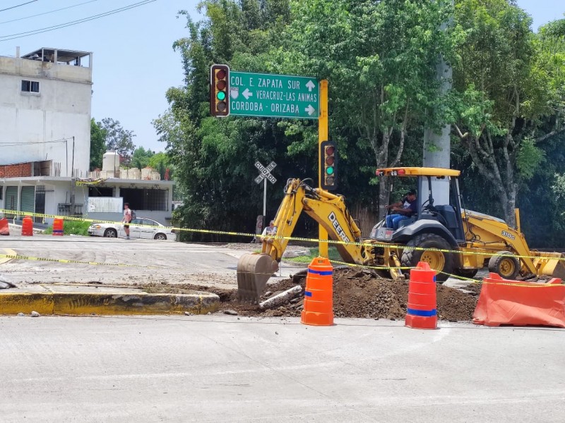 Cierran tramo de Circuito Presidentes por obra de pavimentación