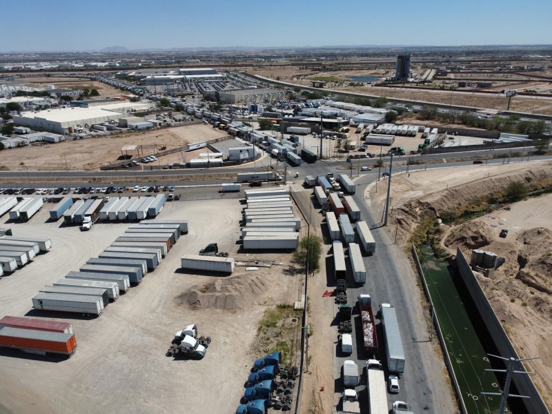 Cierre de aduana genera caos en frontera México Estados Unidos