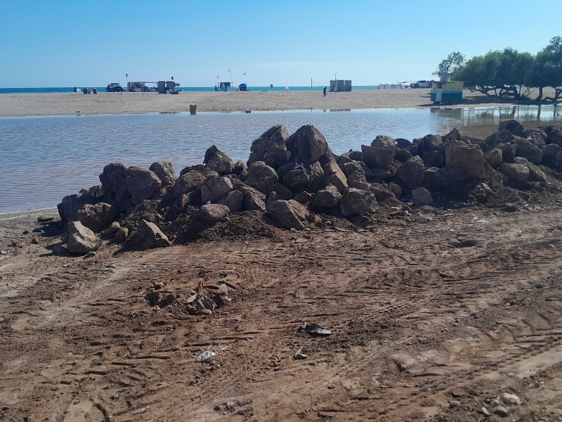 Cierre de Playa San Francisco causa confusión con prestadores de servicios
