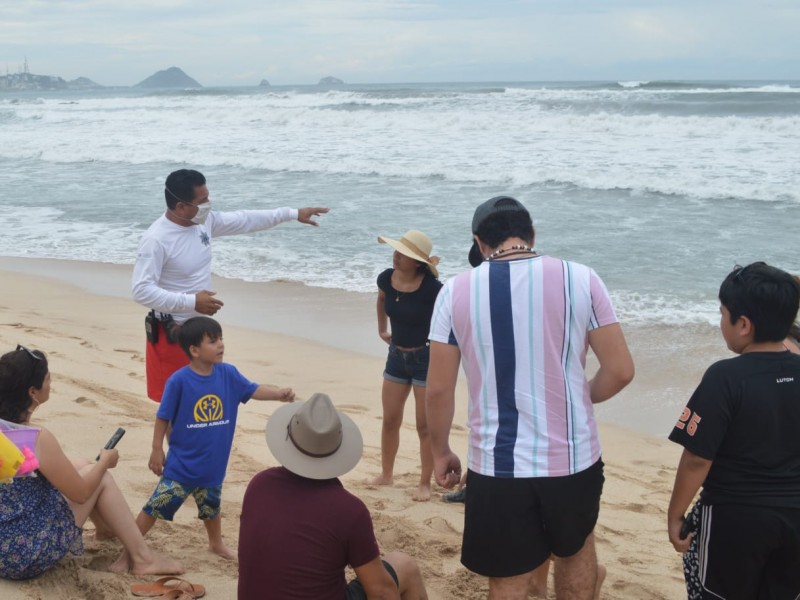 Cierre parcial de playas en el puerto