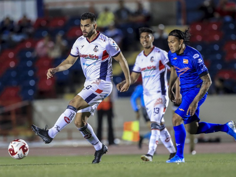 Cimarrones cae en casa ante Correcaminos