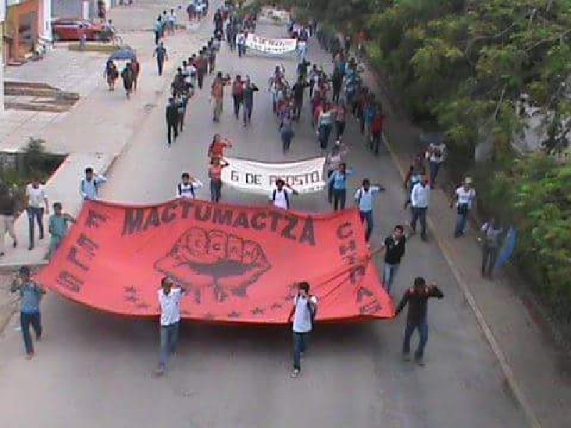 Cinco alumnos de la Mactumatza fueron hospitalizados