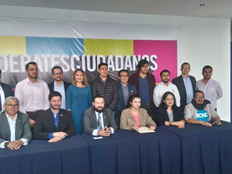 Cinco de seis candidatos toluqueños van a debate