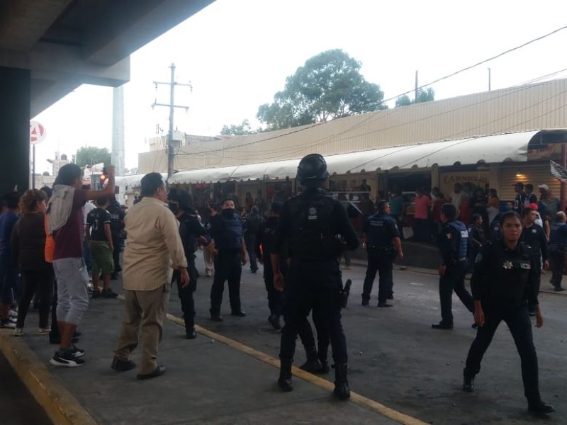 Cinco detenidos tras enfrentamiento en Mercado Amalucan