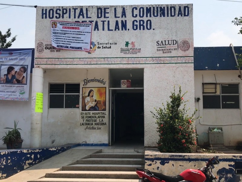 Cinco empleados del hospital de Petatlán con síntomas sospechosos