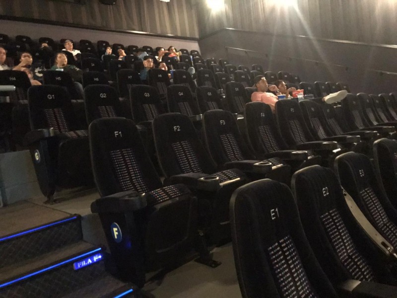 Cines limitan el ingreso de personas a sus salas