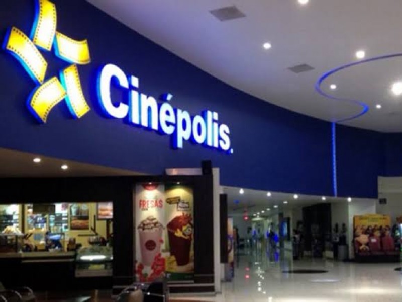 Cines no reabrirán en Puebla