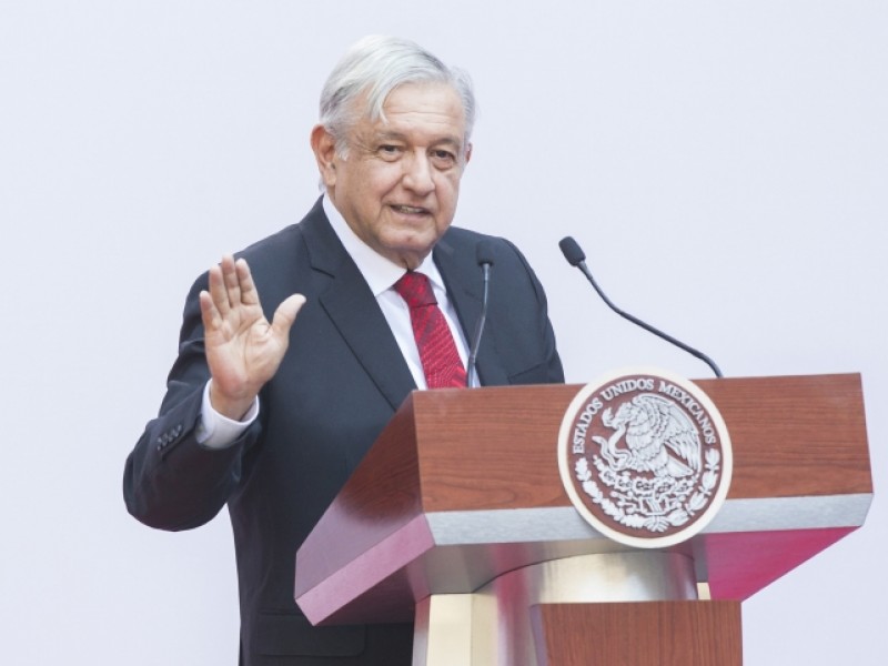 Citibanamex apoyará programas de AMLO