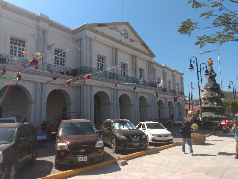 Ciudadanía exige más obras en Tehuantepec