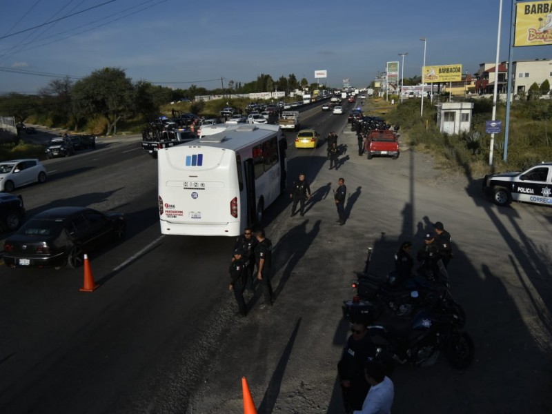 Ciudadanos a favor de transporte público gratuito estudiantil